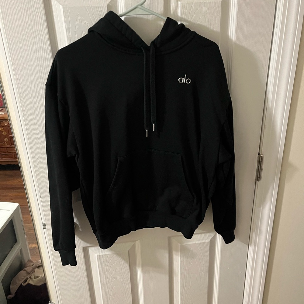 ALO Yoga Women’s Black Pullover Hoodie